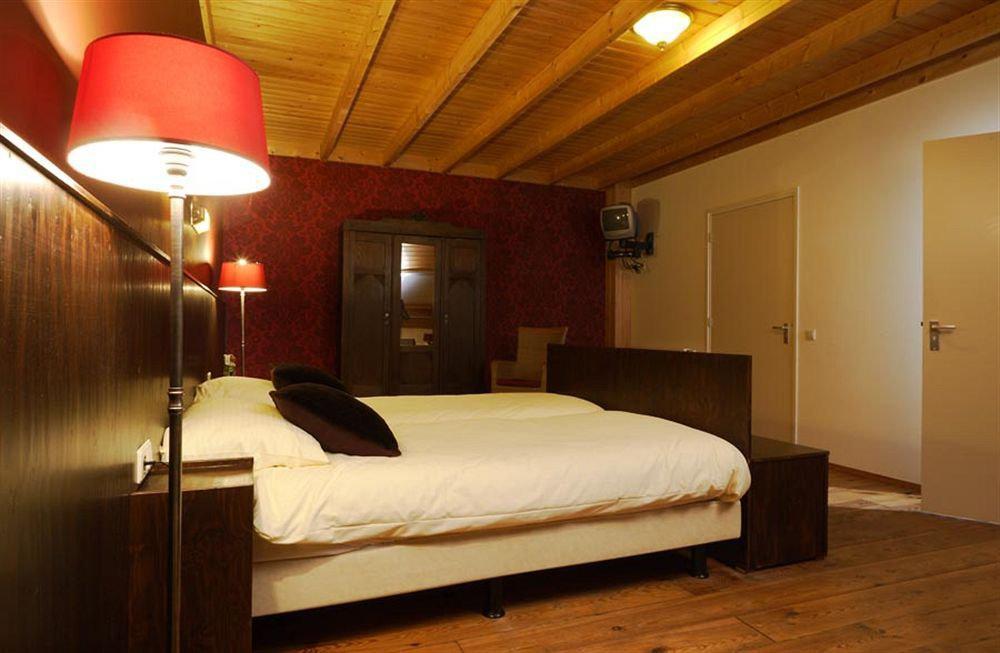 Erfgoed Bossem Pensión 3*